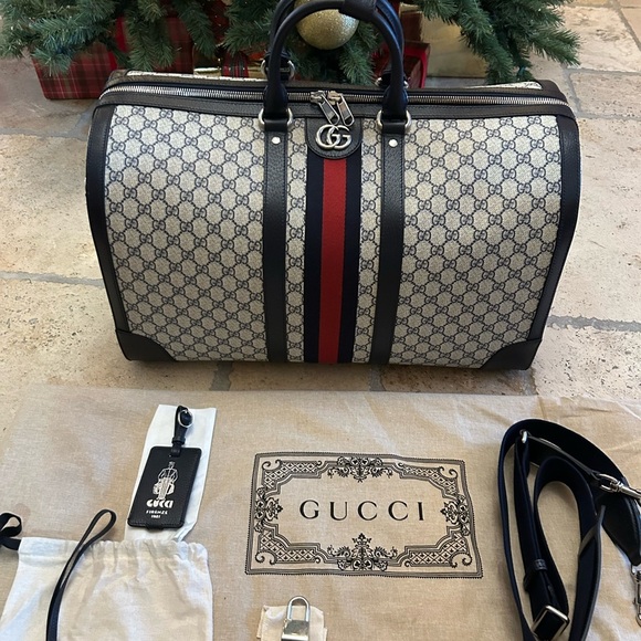 Gucci Savoy, GG Supreme large duffel bag made in Italy NWT - Picture 4 of 14